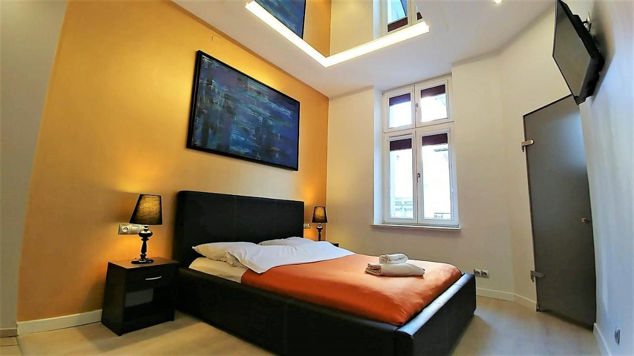 Mirror Gold&grey - Bon Turystyczny Apartament